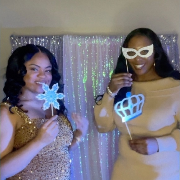 Missord Square Neck Split Back Sequin Dress - Picture 6 of 6